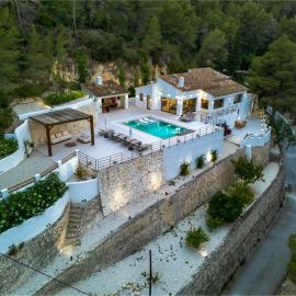 Caray - Managed by Almarina Villas
