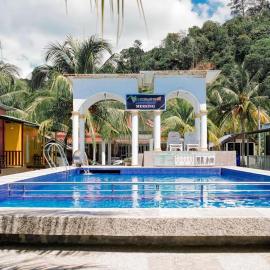 Mersing Barokahhill Beach Resort, hotel in Kampong Tanjong Resang