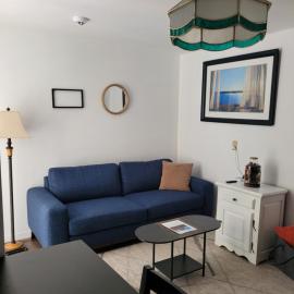 Cozy Apartment Near Dumont & Avenir Centre