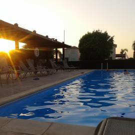 Sunset Garden Villa, hótel í Perivolia