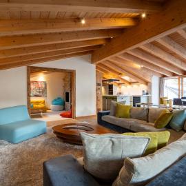 4 Bedroom Penthouse Apt in Flims Waldhaus, hotel en Flims
