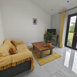 1 Bed in Mynyddislwyn oc-a44713