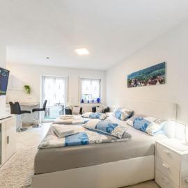 Ferienwohnung "Balkonzimmer"