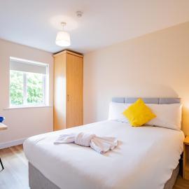 Limerick City 4 Bed Apartment - Perfect for 5 Guests