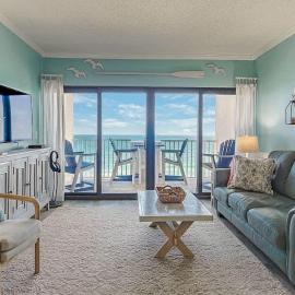 Tropical Winds 702 by ALBVR - Beachfront Comfort with Stunning Gulf Views, ξενοδοχείο σε Gulf Shores
