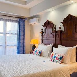 Great Greece Le Convivial Suites & Spa, готель у місті Ксилокастрон
