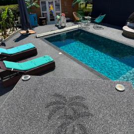 Maison cocooning , avec double jacuzzi et piscine，La Machine的飯店