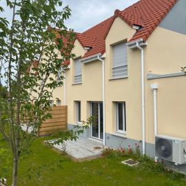 LE CROTOY MAISON DE VACANCES M33 à 5 minutes à pieds de la plage, 80m2 avec jardin,, hotel in Le Crotoy