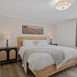 New! 1 minute away from the entrance Wild Flower