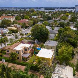 2/1 minutes from beach/downtown/airport