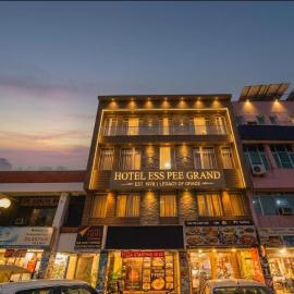 Hotel SP Grand Near Mohali Bus Stand & Civil Hospital, hotel em Mohali