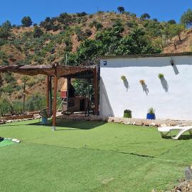 La casa del rio cauche, Hotel in Almogía