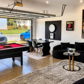 Luxe 4BR Townhome with Entertainment Area -10 mins from Airport, ξενοδοχείο σε Morrow