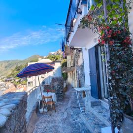 Scilla Chianalea Suite Mare1, hotel di Scilla
