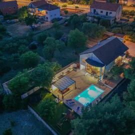 Villa R&B heated pool