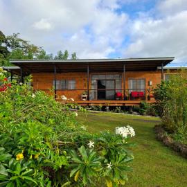 Luna Studio, hotel ad Apia