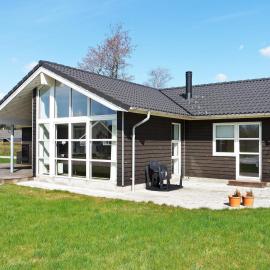 10 person holiday home in Hadsund-By Traum, Hotel in Nørre Hurup
