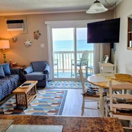 Ocean Front Paradise 376, Hotel in North Topsail Beach