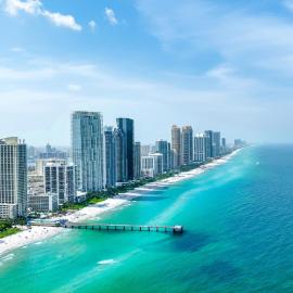 Sunny isles Escape-1BR Condo Steps from the Beach!