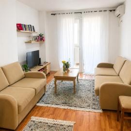 Cozy Apartment, Free Parking near Dajti Cable Car, Bunk'Art