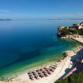 Vlorë में, होटल Skyhill Rooms and Suites