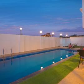 ll VIBE WITH US II BIG DADDY VILLA II 6BHK II AC II PRIVATE POOL II, ξενοδοχείο σε Lonavala