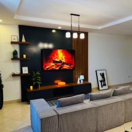 Q Homes Executive Suite