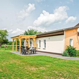 Ferienhaus Alt-Gaarz, hotel a Lärz