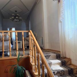 holiday house, hotel em Gavarr