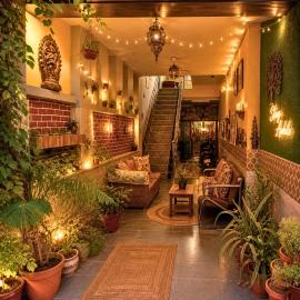 The Hideout Agra Garden Homestay - Near Taj Mahal