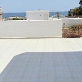 Beach Apartments h, hotel in As Suwaysah
