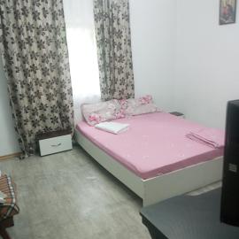 La mine acasă, hotel in Sulina