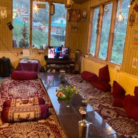 The Soul Himalaya, hotel sa Tosh