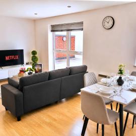 Top Location 2 bed Apartment Right in York City Centre - Disabled Access