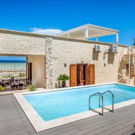 Villa La Battigia con piscina privata, fronte mare