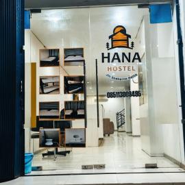 Hana hostel, hotel in Labuan Bajo