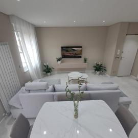 Toska's home, hotel en Cuneo