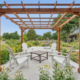 Log Cabin Sleeps 10 12mins Lake Overholser #MW, hotel in Oklahoma City
