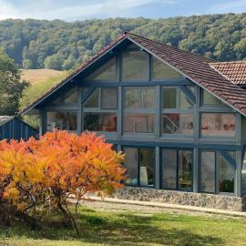 Cross Country Farm, hotel en Prod
