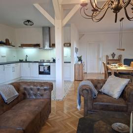 Holiday Apartment Henry - Auszeit unter alten Balken, Hotel in Arnstadt