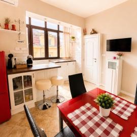 Nataly New luxury apartment on Black sea, hotel in Varna City