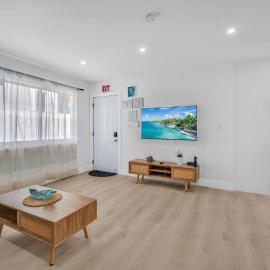 #1 - Romantic Beach Escape 1BR Walk to Ocean