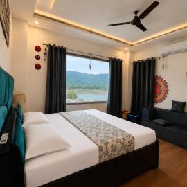 Rishikesh Homestay Luxury 3 BHK Ganges Hill View by the Ghats