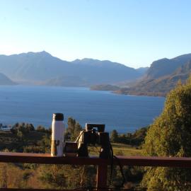El Tilo Cabin - Hot Tub & Lake Ranco Views, hotel in Lago Ranco