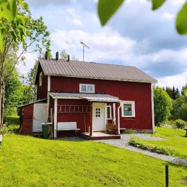 Gemütliche Ferienwohnung in Nordschweden โรงแรมในGlommersträsk