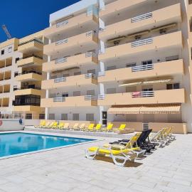Vilamoura-Quarteira Beaches Apt with pool and sea view