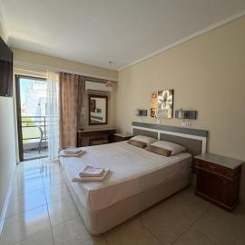 Paradise Hotel โรงแรมในคอสทาวน์