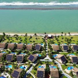 Apt 2Qts Beira-Mar com Vista da Piscina | Nui B104 - By Anfitrião Legal、イポジュカのホテル