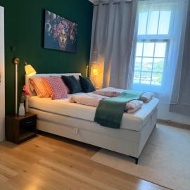Emerald Wohngefühlt Loft Netflix Saarbrücken, hotel Saarbrückenben