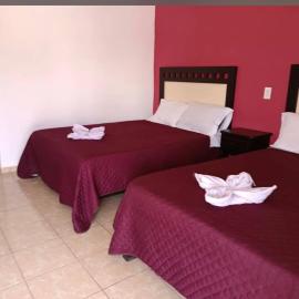 Hotel Avalos, hotel u gradu 'El Tepé'